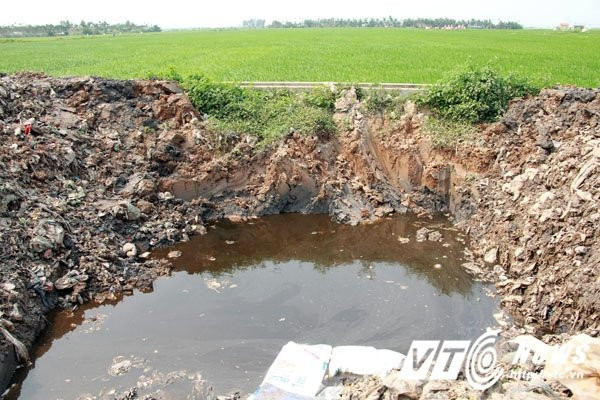 Hinh anh Nguoi chet 'song chung' voi rac thai hoi thoi o Hai Phong 14