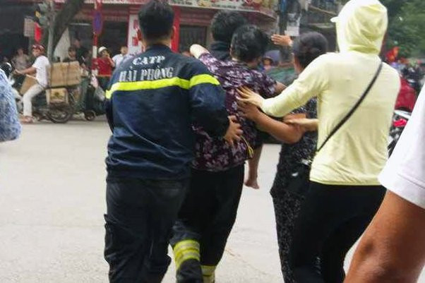 Hinh anh Chay quan banh cuon, 3 nguoi nhap vien o Hai Phong 5