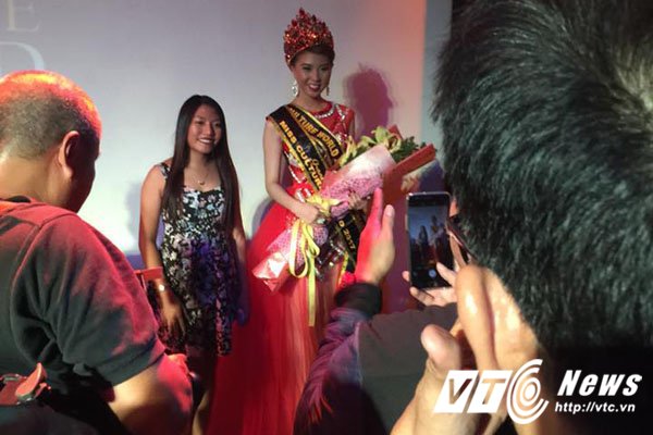 Hinh anh Nguoi dep Quang Ninh gianh giai Hoa hau Van hoa the gioi tai Philippines 3