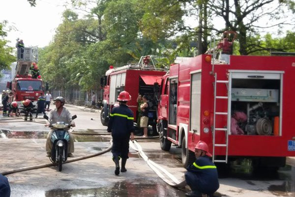 Hinh anh Video: Chay du doi khu van phong Cong ty LS-Vina cable Hai Phong