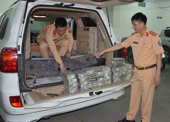 29855619_581082012284621_745660369_n