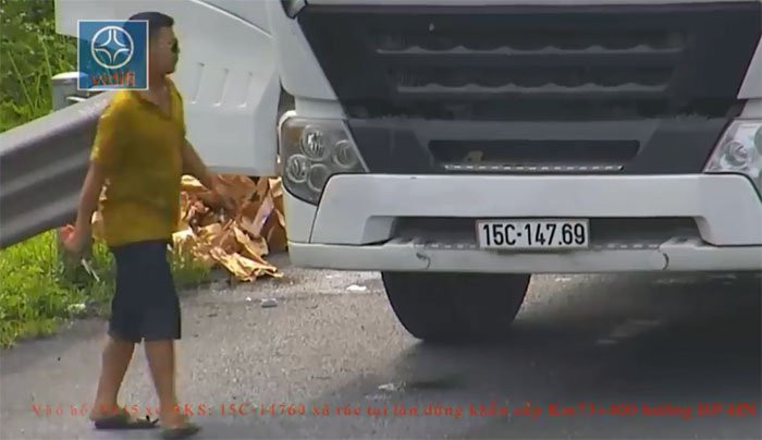 xa rac thai tren cao toc ha noi - hai phong