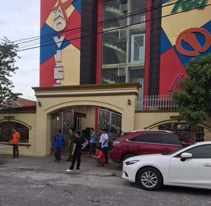 37071363_439056159894852_8486100854221307904_n