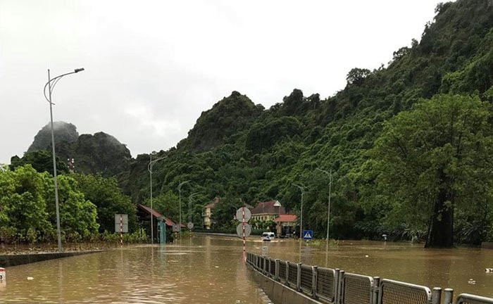 37608737_1685823521466542_298537284049829888_n