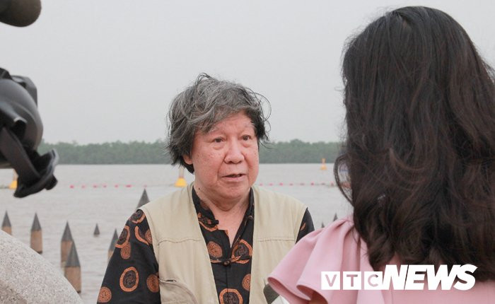 Giao su su hoc Le Van Lan 5