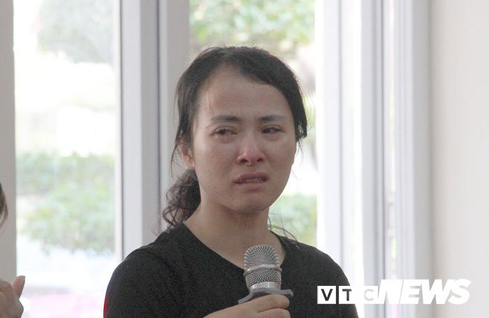 nu giao vien nguyen thi thu trang tat lien tiep hoc sinh tran tinh