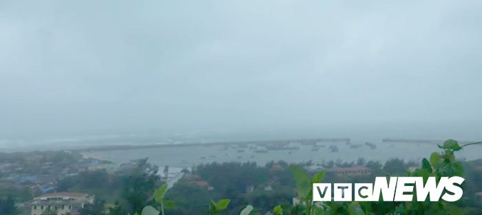 huyen dao bach long vy