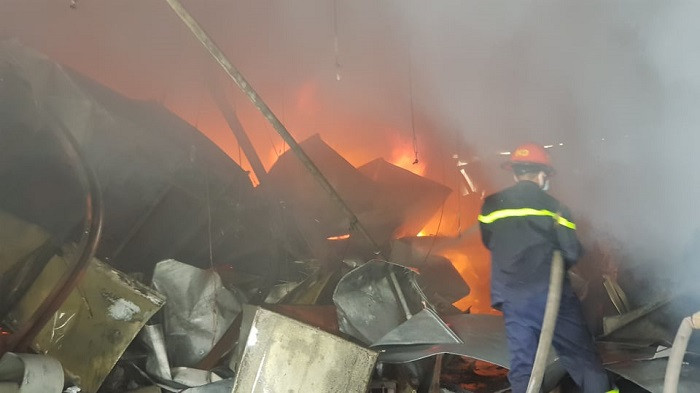 chay nha may duoc pham 8 5