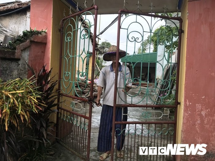 vo chong gia nuoi 4 nguoi con tam than4 3