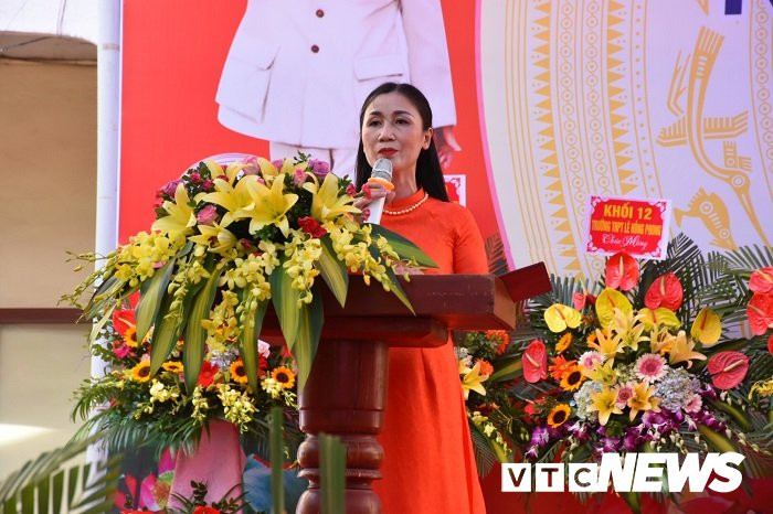 khai giang le hong phong