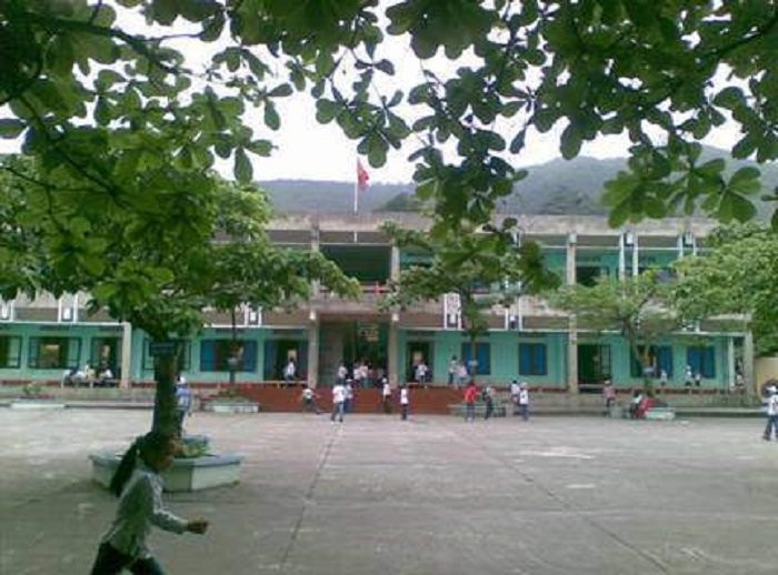 hoc sinh o quang ninh tu vong sau nga