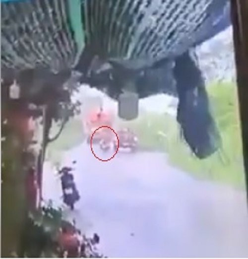 tai nan giao thong 1 hoc sinh thiet mang