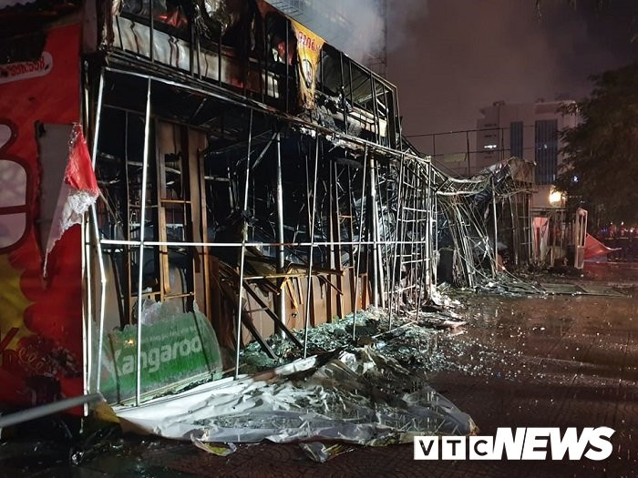 chay sieu thi dien may15 17