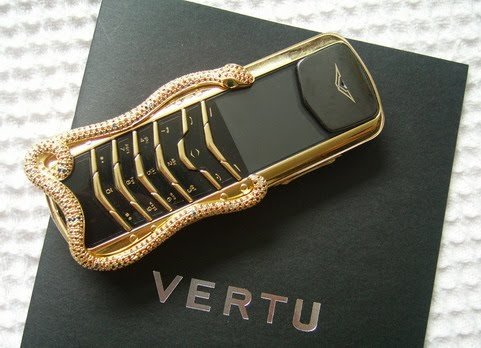 vertu-signature-cobra