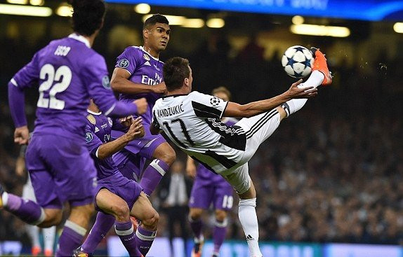 1496517786932_lc_galleryImage_SPT_GCK_030617_Football_U