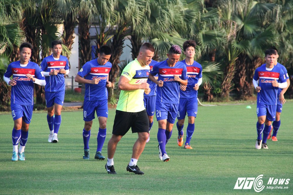 doi tuyen viet nam tap