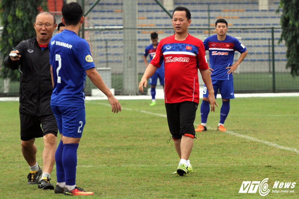 Park Hang Seo Minh Vuong Le Huy Khoa (3) 13