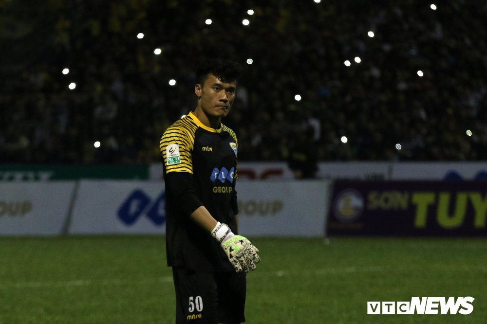 Bui Tien Dung FLC Thanh Hoa TPHCM (2)