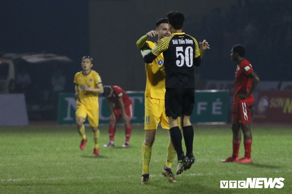 Bui Tien Dung FLC Thanh Hoa TPHCM (3) 3