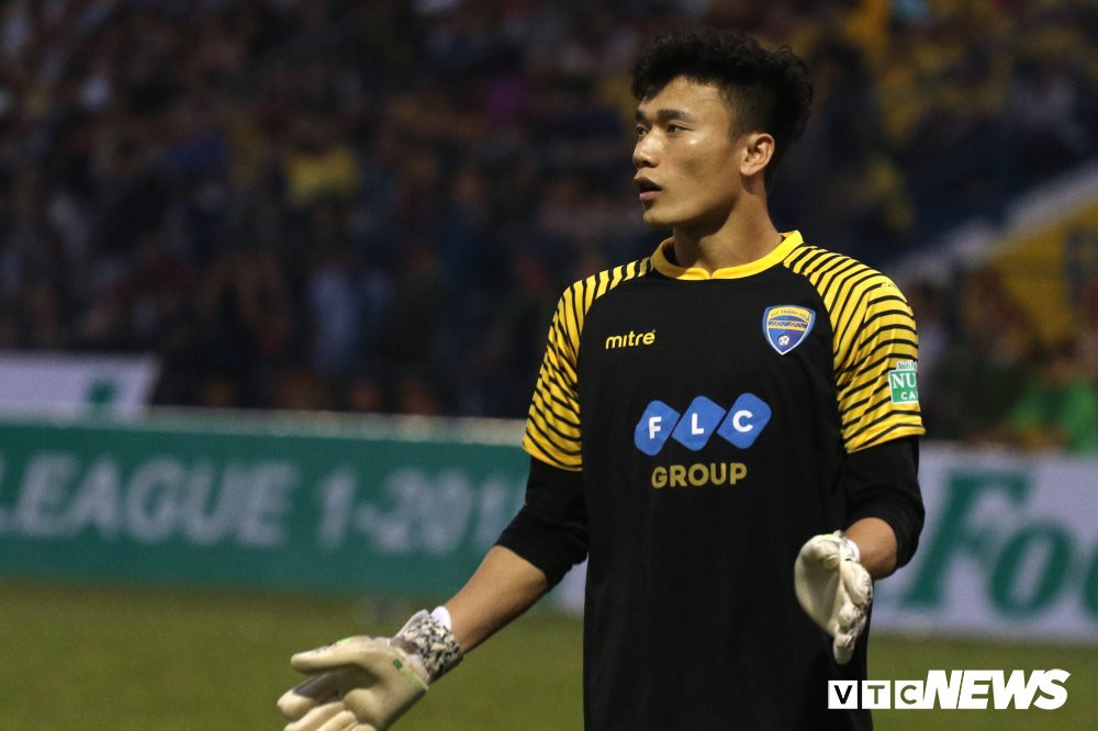 Bui Tien Dung FLC Thanh Hoa TPHCM (9) 9