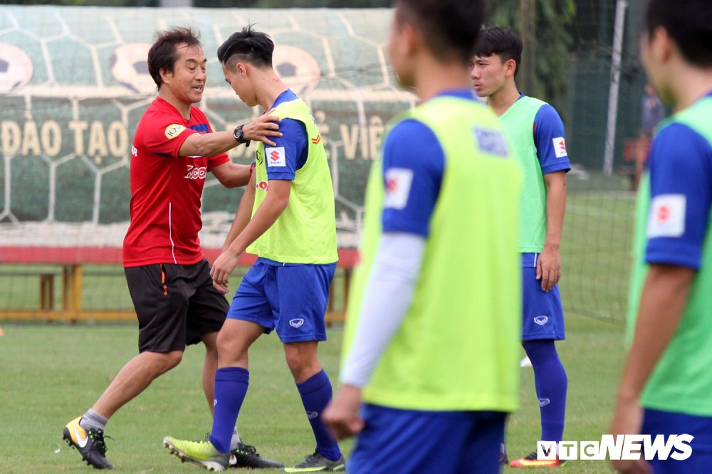 Lee Young Jin Van Toan