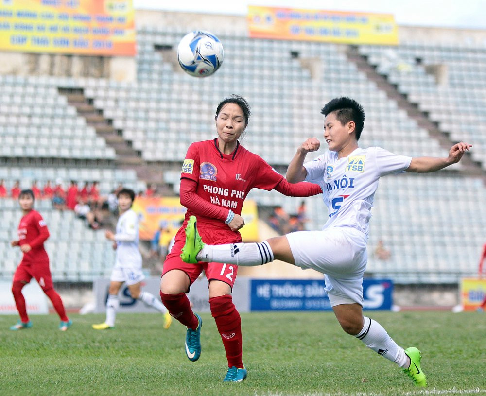 bong da nu phong phu ha nam 6