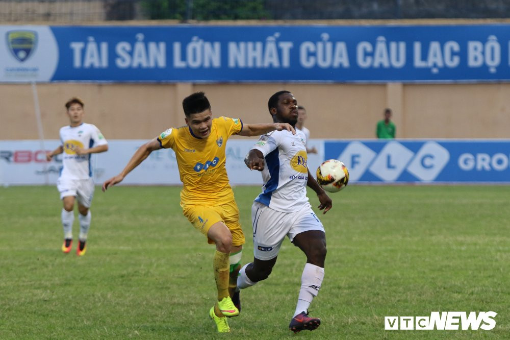 FLC Thanh Hoa HAGL Bui Tien Dung (52)