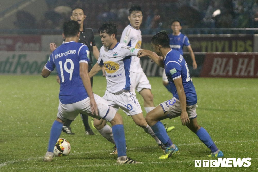 Than Quang Ninh HAGL (42) 8