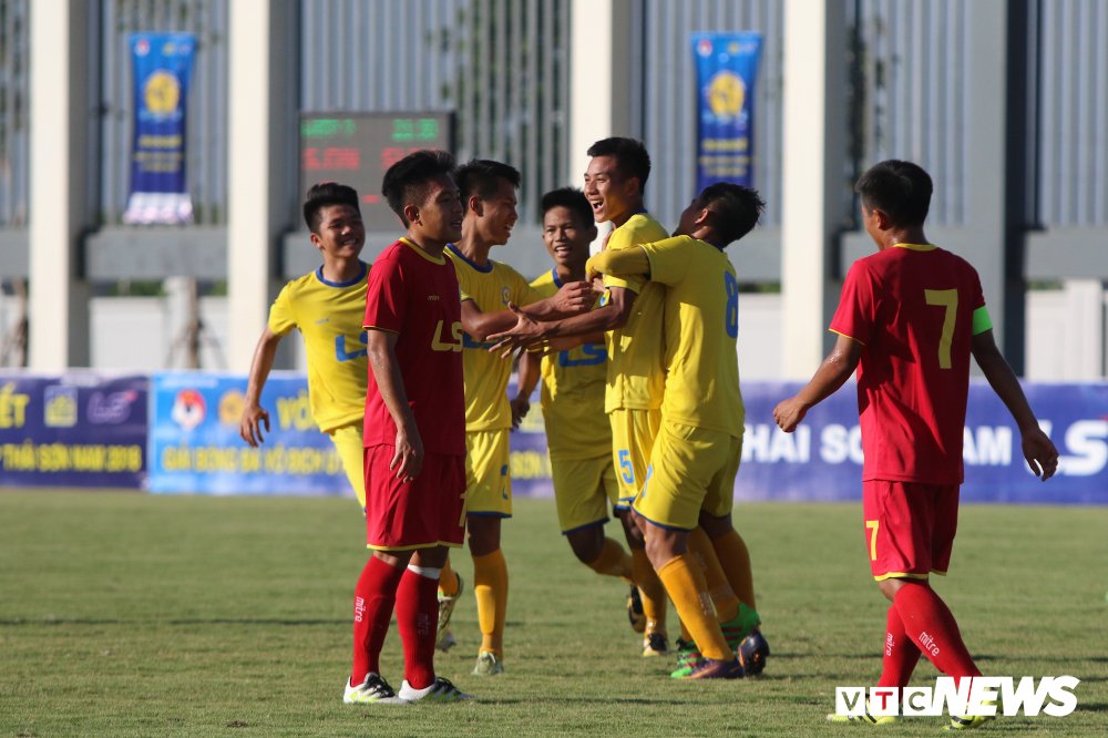 U17 (6) 7