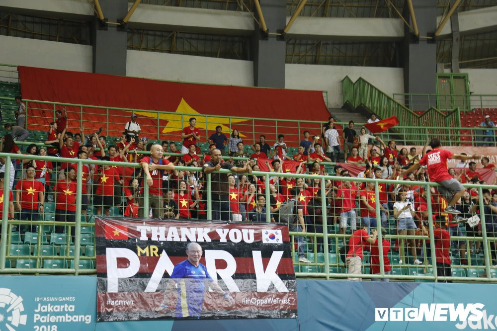 U23 VIET NAM BAHRAIN (8) 7