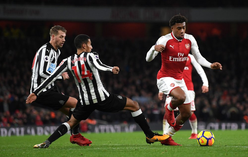 truc tiep newcastle vs arsenal vong 5 ngoai hang anh