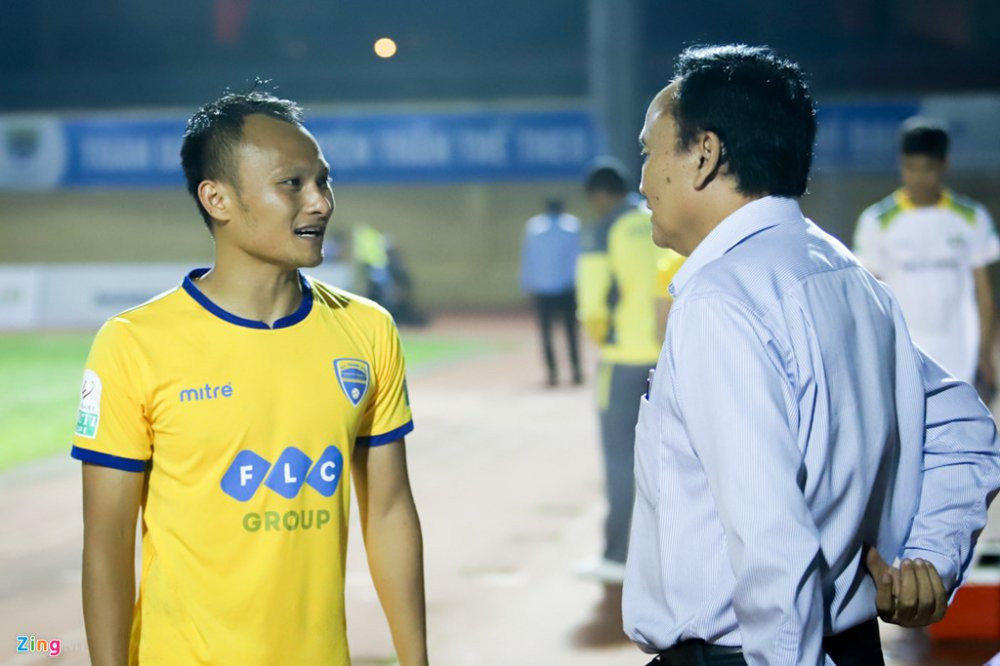 slna sap mat que ngoc hai mot thap ky chay mau tai nang (2) 3