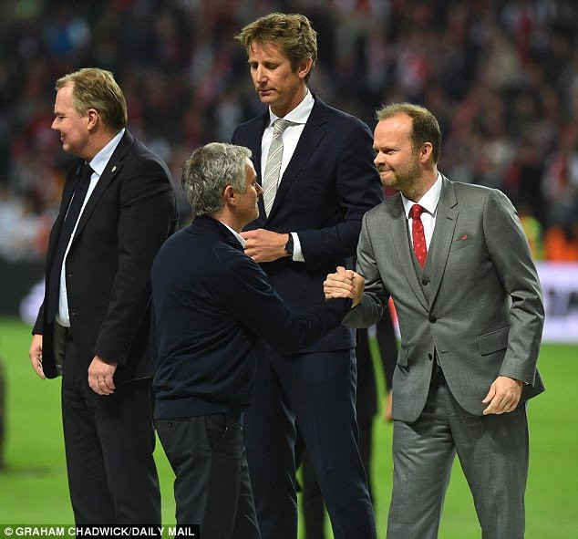 khong phai ai khac toi loi cua alexis sanchez do chinh mu gay ra