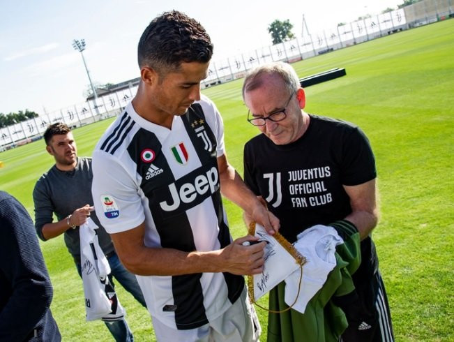 dinh nghi an hiep dam ronaldo moi biet minh may man the nao khi den juventus