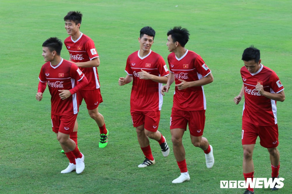 Tro ly Lee phu dao rieng Xuan Truong Minh Vuong nhan qua bat ngo (15) 4