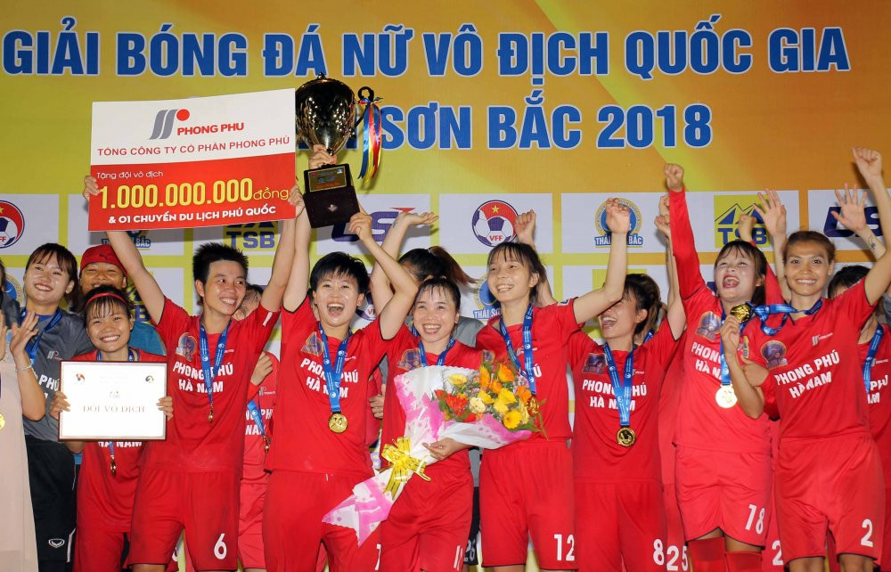 phong phu ha nam lan dau vo dich (2) 3