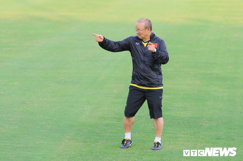 hlv park hang seo chua nghi den asian cup