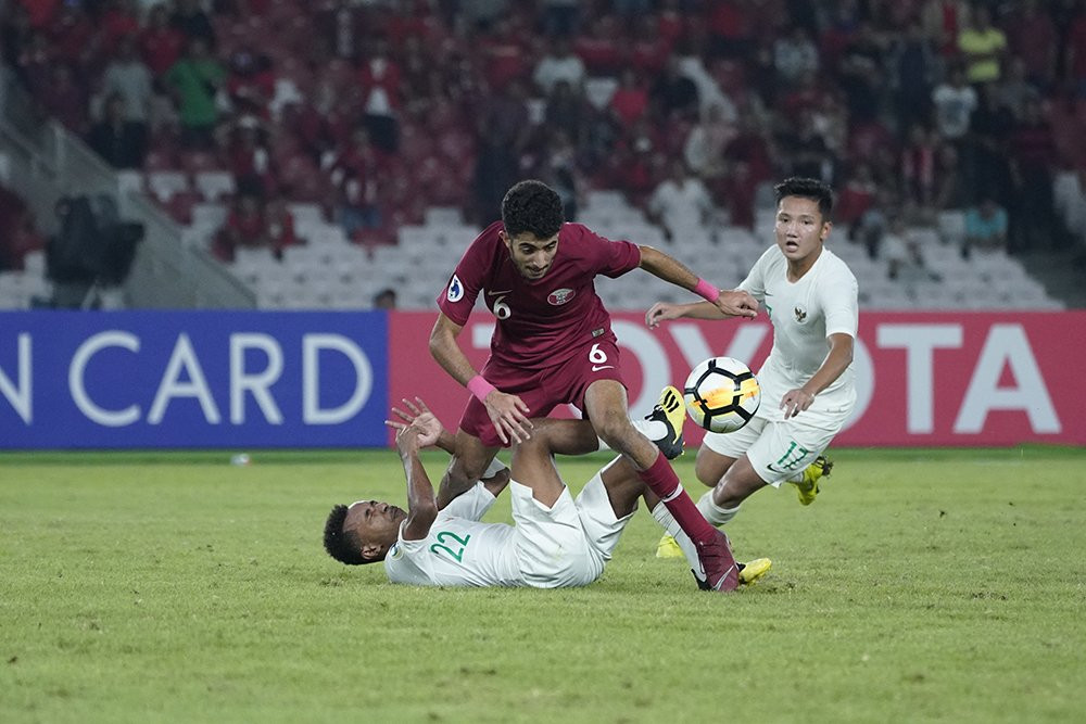 U19 Indonesia no luc dang kham phuc suyt loi nguoc dong ky dieu (10) 13