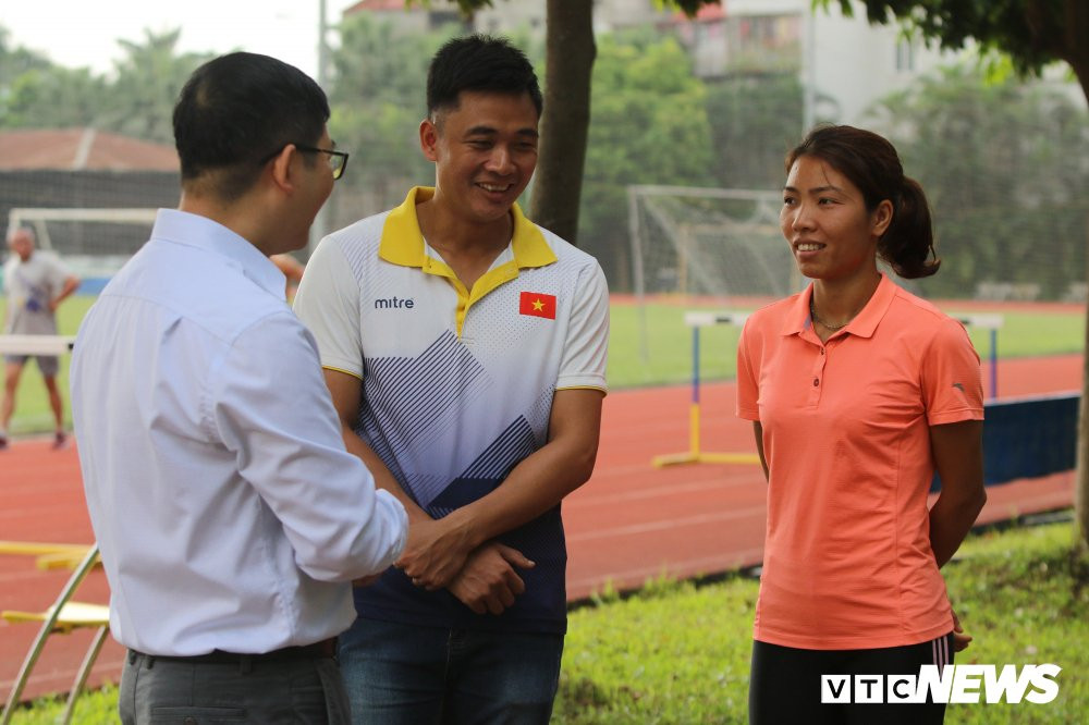 VTC trao thuong nha vo dich asiad bui thi thu thao 100 trieu dong (5) 5