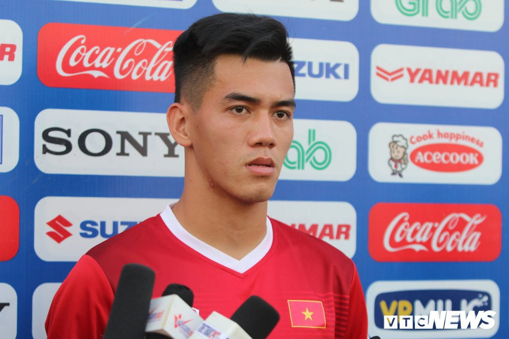 vua pha luoi v-league 2018 clb va doi tuyen hoan toan khac nhau