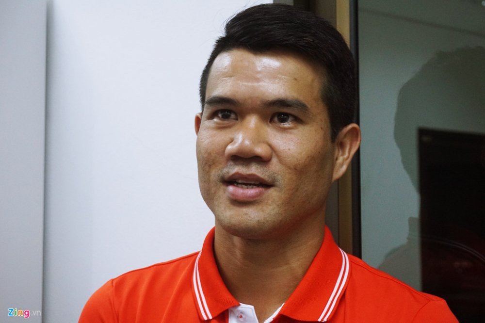 doi thu cua tuyen viet nam chi co 5 cau thu chuyen nghiep 3