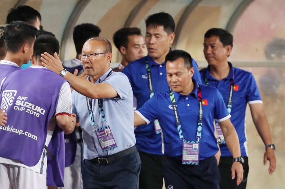 hlv park hang seo noi gian voi trong tai (3)