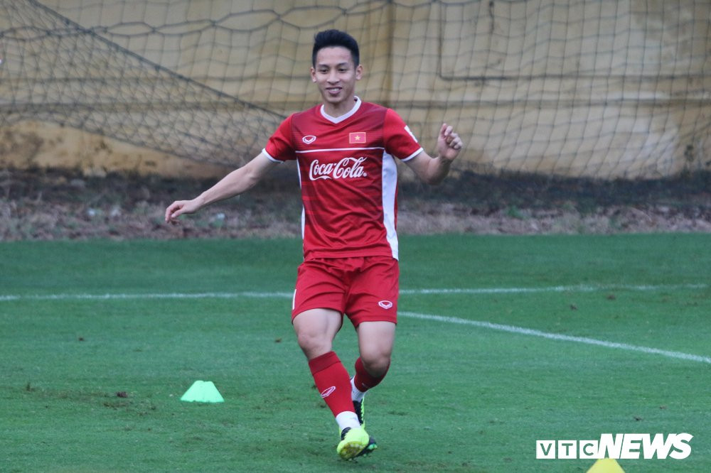 tuyen viet nam lai dong cua luyen cong ren vu khi bi mat dau malaysia (14) 11