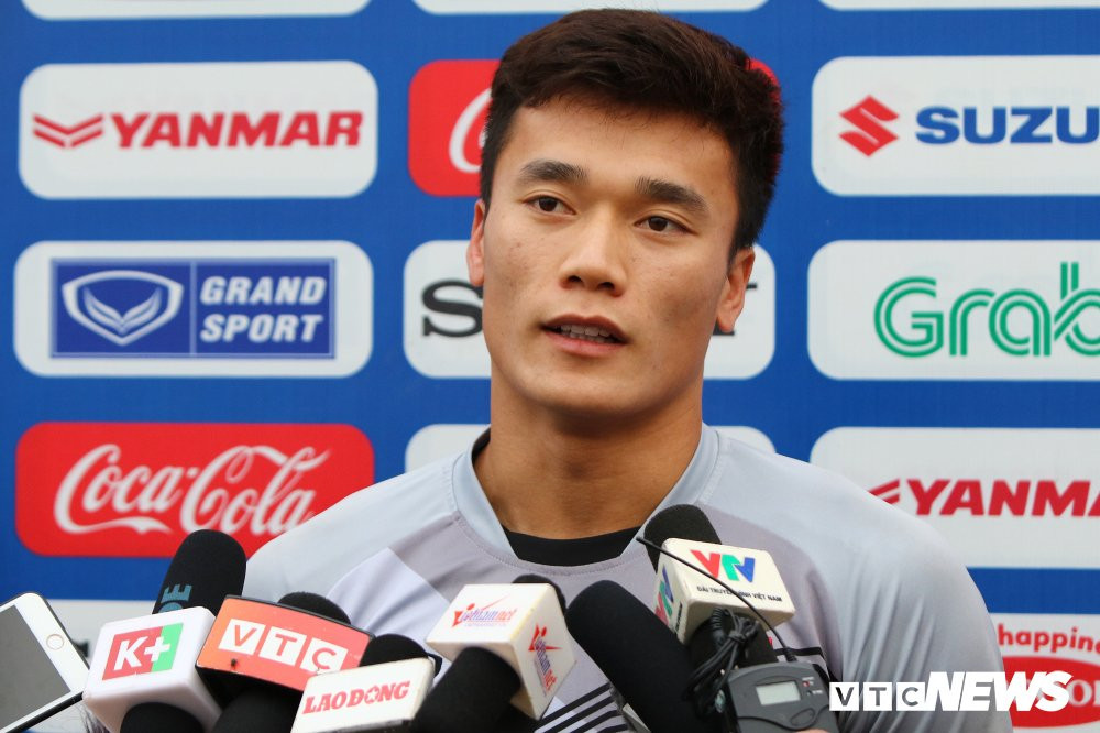 bui tien dung mong nguoi than khong co ve van theo doi duoc tuyen viet nam