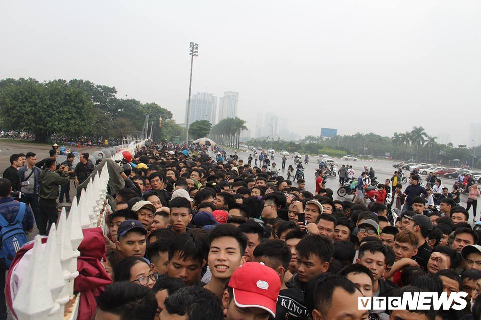 vff tang cuong ban ve qua mang doi pho nan phe ve