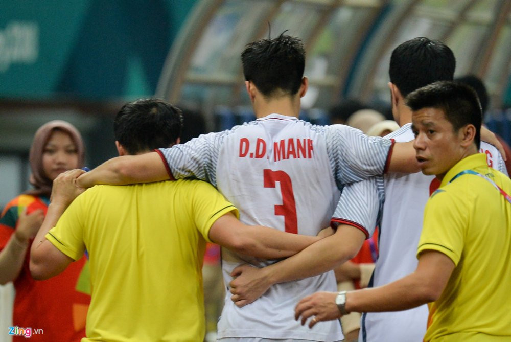 me duy manh ke chuyen goi dien nhac con pha bong dut khoat (2) 4