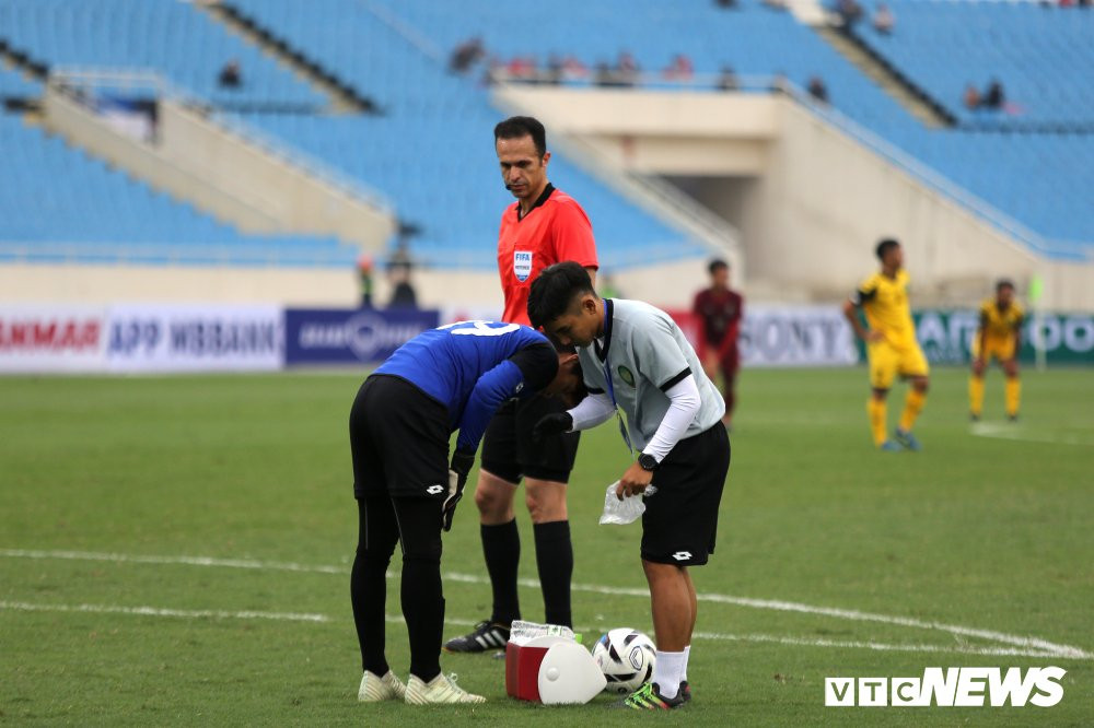 Bac si U23 Brunei (5) 5