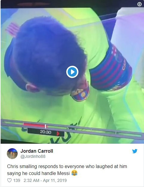 mu thua barca cong dong mang mia mai smalling dam messi chay mau (2)