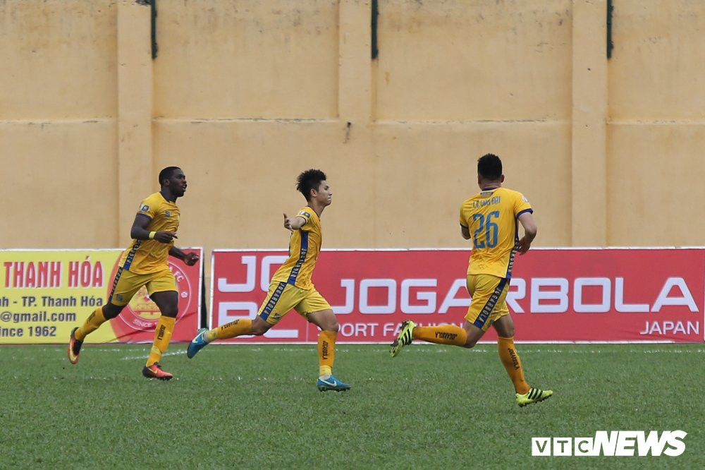 thanh hoa ha noi v-league