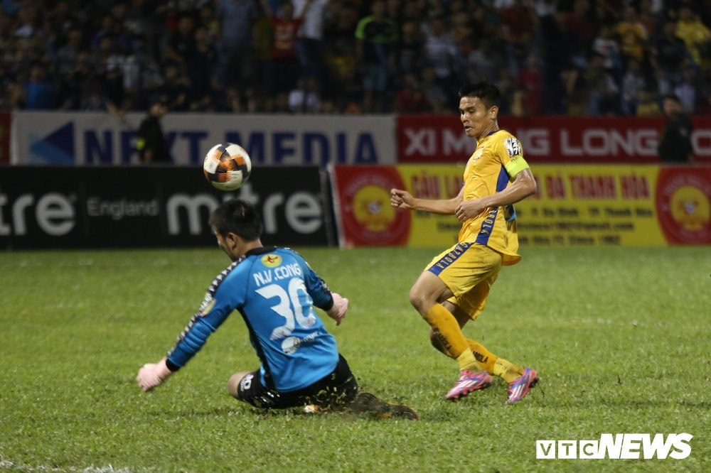 thanh hoa ha noi v-league